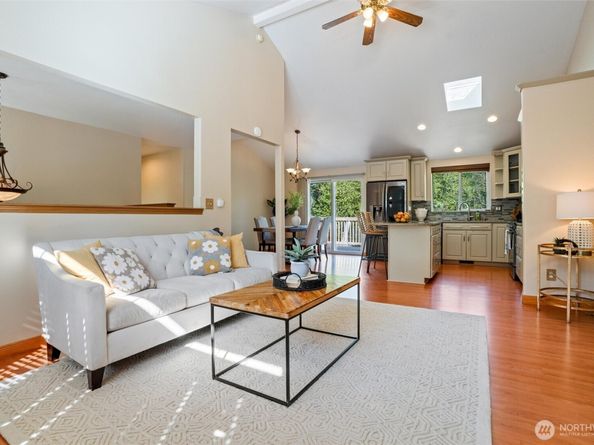7085 SE Legrand Street, Port Orchard WA 98366