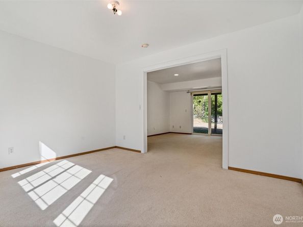 7085 SE Legrand Street, Port Orchard WA 98366