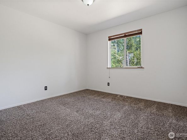 7085 SE Legrand Street, Port Orchard WA 98366
