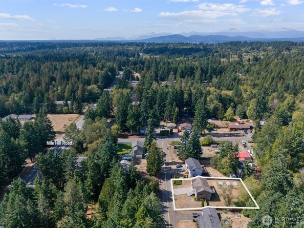 7085 SE Legrand Street, Port Orchard WA 98366
