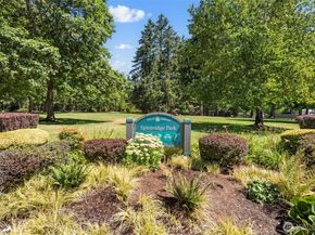 3401 161st Place SE 63, Bellevue WA 98008