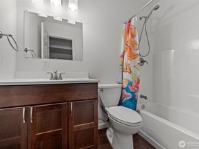 3401 161st Place SE 63, Bellevue WA 98008