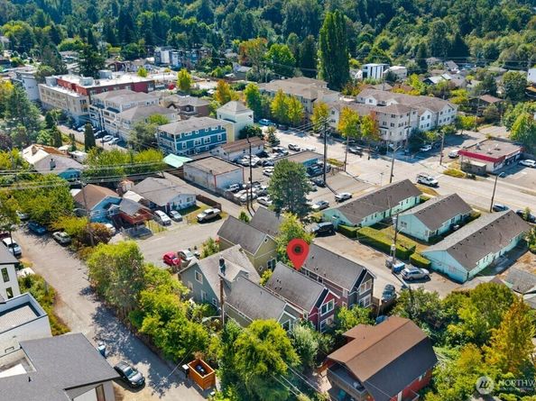5257 23rd Avenue SW, Seattle WA 98106
