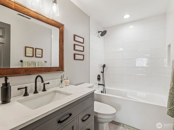 10331 184th Avenue NE, Redmond WA 98052