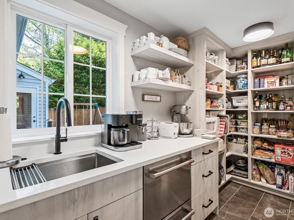 10331 184th Avenue NE, Redmond WA 98052