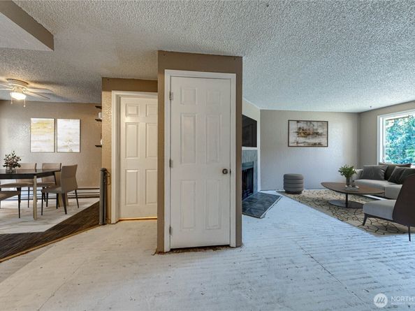 1515 W Casino Road E2, Everett WA 98204