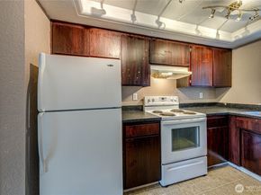 1515 W Casino Road E2, Everett WA 98204