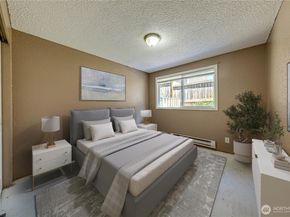 1515 W Casino Road E2, Everett WA 98204