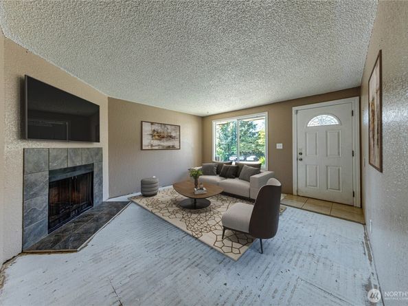 1515 W Casino Road E2, Everett WA 98204
