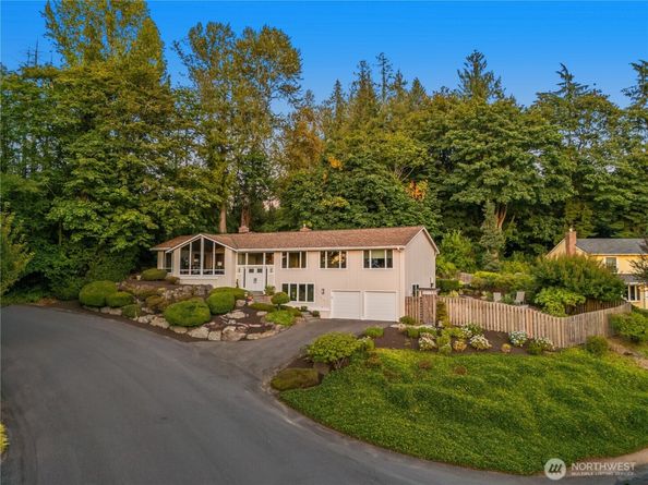 8413 SE 53rd Place, Mercer Island WA 98040