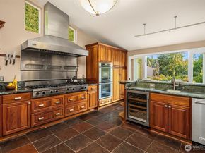 8413 SE 53rd Place, Mercer Island WA 98040