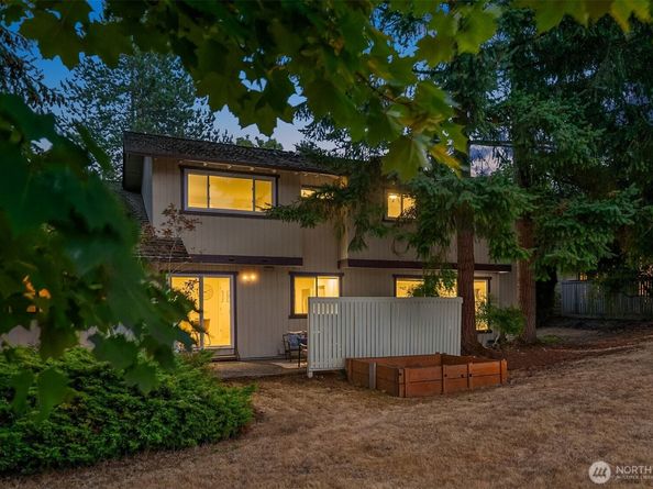 6423 156th Place NE, Redmond WA 98052