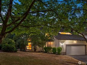 6423 156th Place NE, Redmond WA 98052