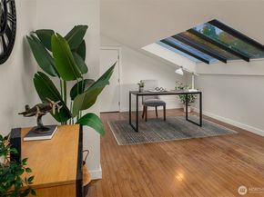 6423 156th Place NE, Redmond WA 98052