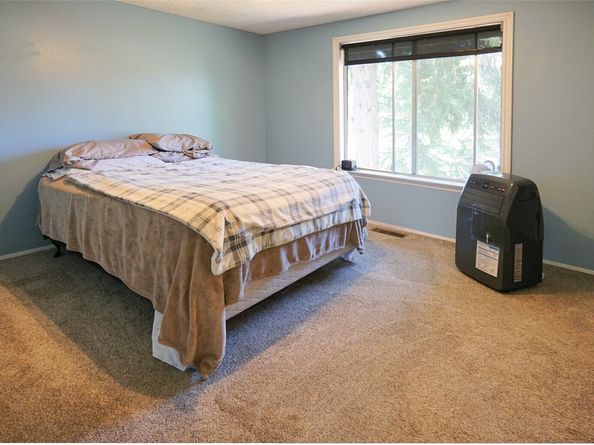 4590 Laguna Lane SE, Port Orchard WA 98366