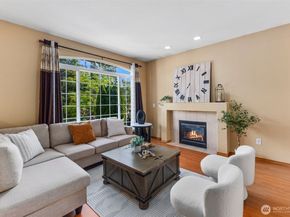18920 21st Avenue West, Lynnwood WA 98036