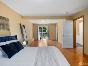 18920 21st Avenue West, Lynnwood WA 98036