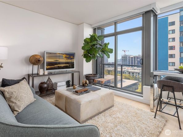 2510 6th Avenue 3106, Seattle WA 98121