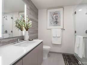 2510 6th Avenue 3106, Seattle WA 98121