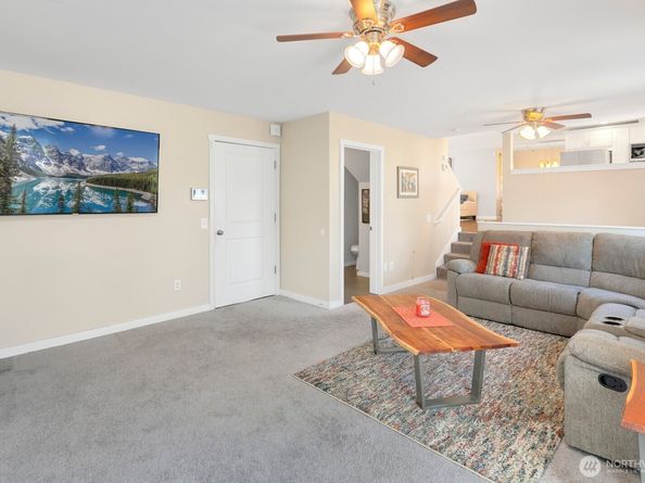 327 140th Street SW, Everett WA 98208