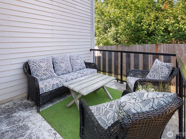 327 140th Street SW, Everett WA 98208
