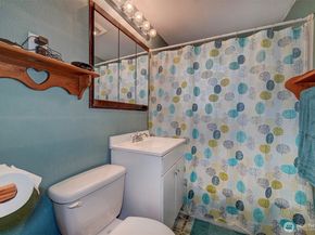 920 E 31st Street, Bremerton WA 98310