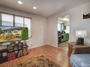 920 E 31st Street, Bremerton WA 98310