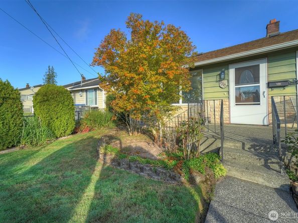 920 E 31st Street, Bremerton WA 98310