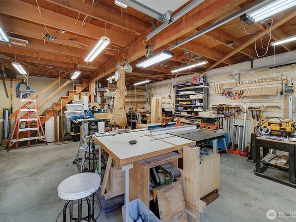 920 E 31st Street, Bremerton WA 98310