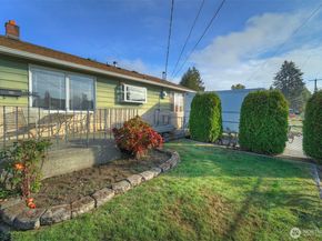 920 E 31st Street, Bremerton WA 98310