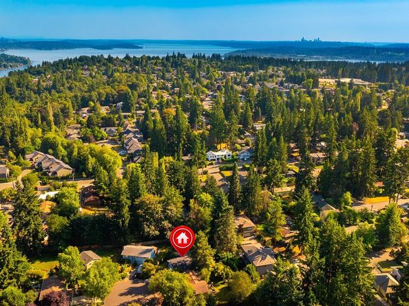13603 88th Place NE, Kirkland WA 98034