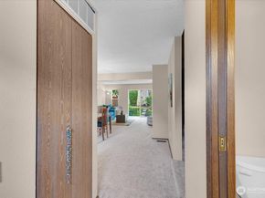 12024 101st Avenue NE E2, Kirkland WA 98034