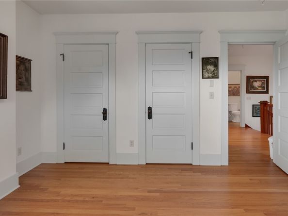 735 33 Avenue, Seattle WA 98122