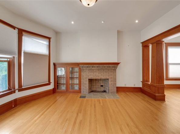 735 33 Avenue, Seattle WA 98122
