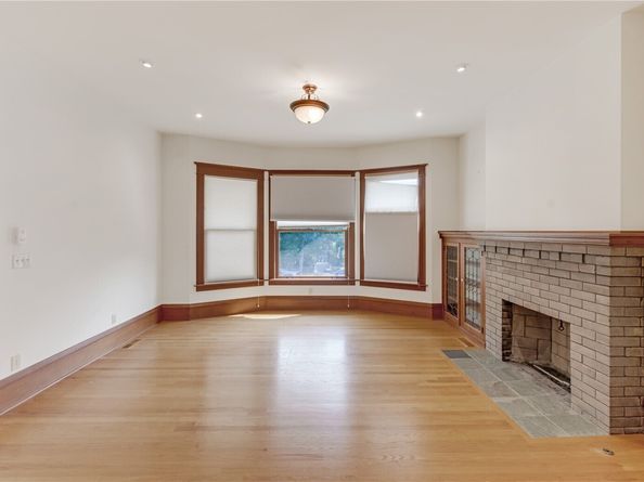 735 33 Avenue, Seattle WA 98122