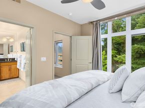 150 102nd Avenue SE 401, Bellevue WA 98004