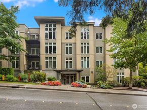 150 102nd Avenue SE 401, Bellevue WA 98004