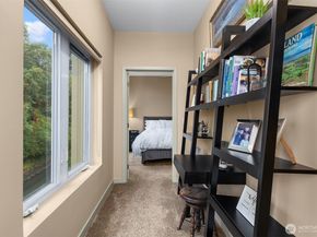 150 102nd Avenue SE 401, Bellevue WA 98004