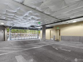 150 102nd Avenue SE 401, Bellevue WA 98004