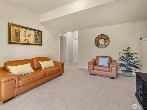 5149 Evan Court SE 62, Auburn WA 98092