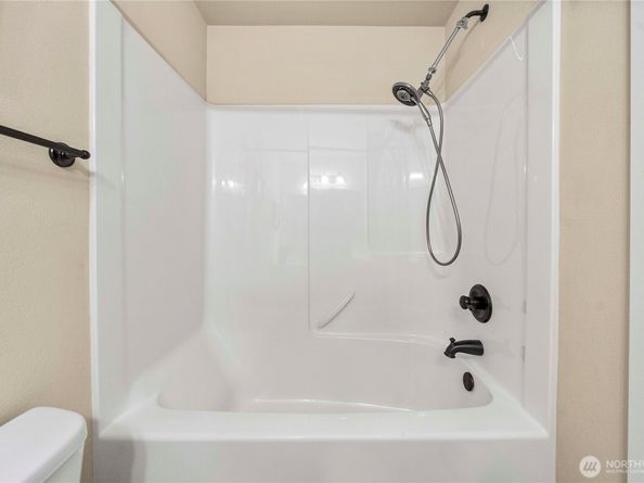 5149 Evan Court SE 62, Auburn WA 98092