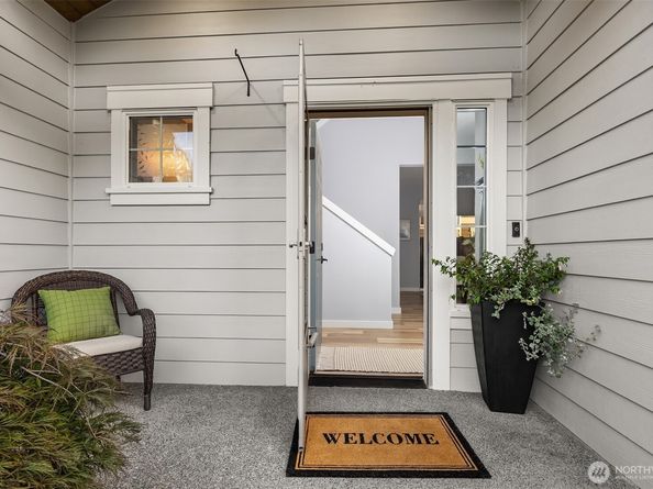 8718 200th Street SW, Edmonds WA 98026