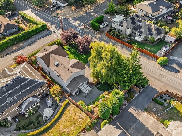 8718 200th Street SW, Edmonds WA 98026