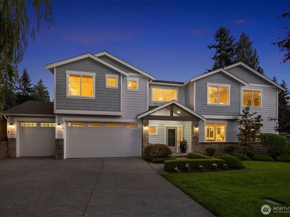 8718 200th Street SW, Edmonds WA 98026