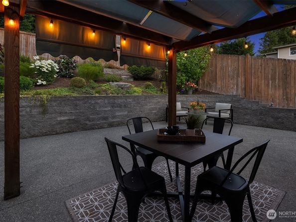 8718 200th Street SW, Edmonds WA 98026