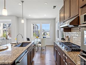 18521 46th Avenue SE, Bothell WA 98012