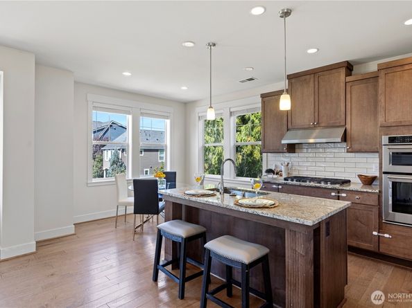 18521 46th Avenue SE, Bothell WA 98012
