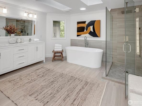8001 Talbot Road, Edmonds WA 98026