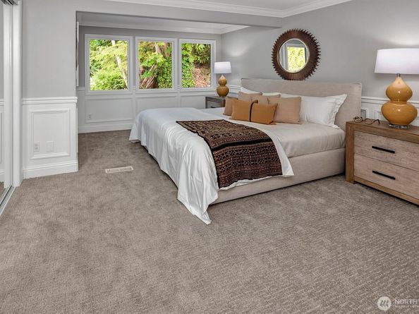 8001 Talbot Road, Edmonds WA 98026