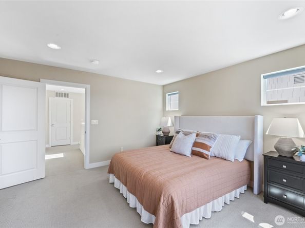10615 NE 65th Lane, Kirkland WA 98033